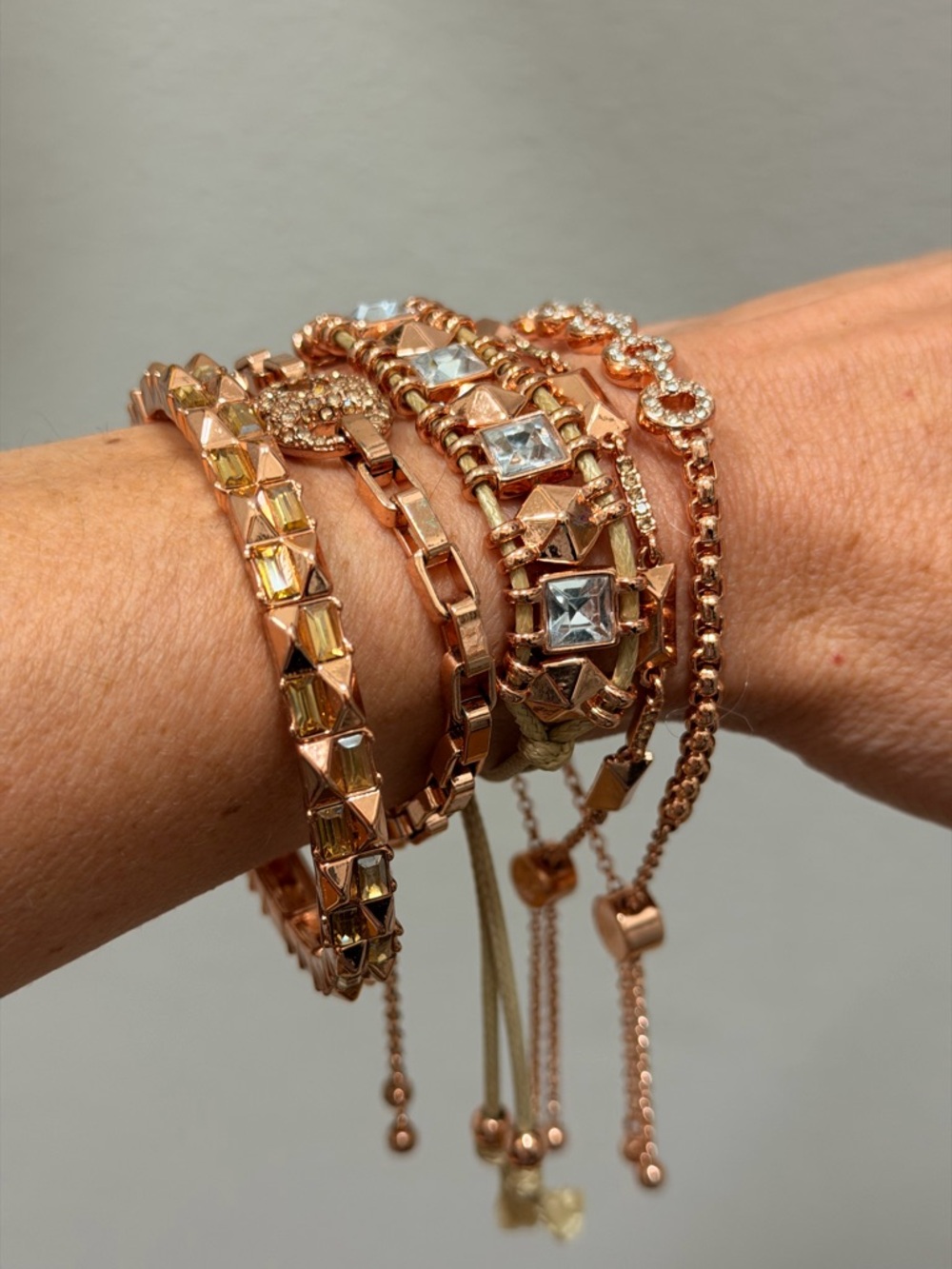 Bomb Party NWOT! Rose Gold Crystal Stackable Bracelet Set - Picture 7 of 13